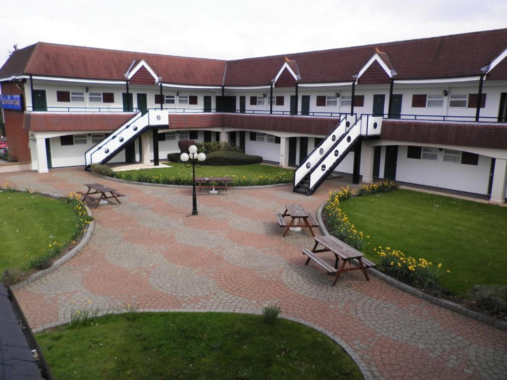 The Town & Country Lodge Dundry Buitenkant foto