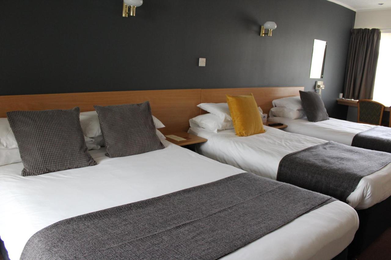 The Town & Country Lodge Dundry Buitenkant foto