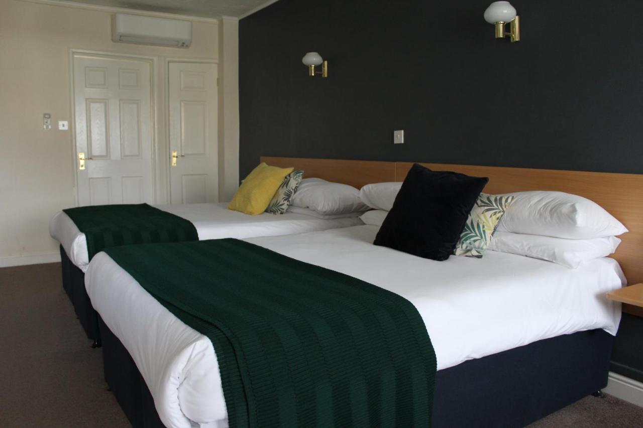 The Town & Country Lodge Dundry Buitenkant foto